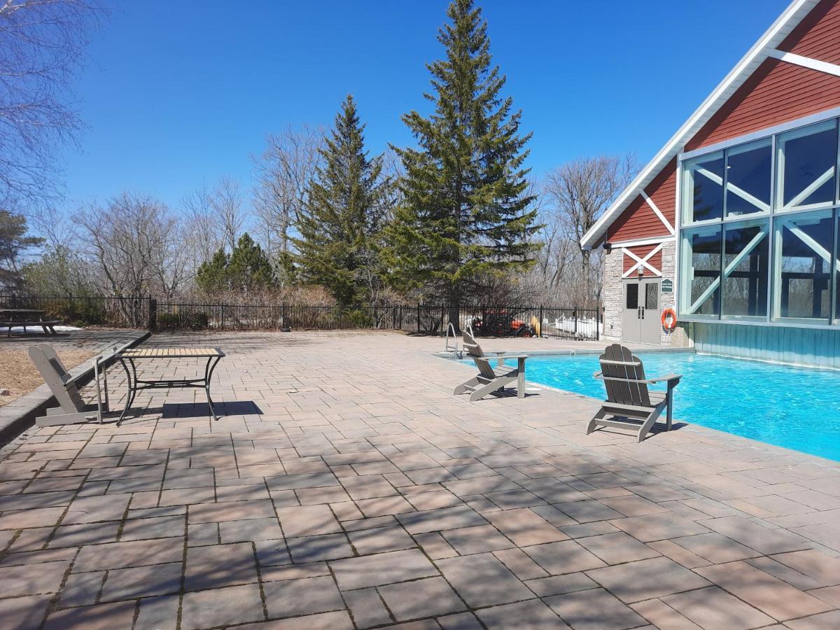 Margarita Vacation Getaway Lejlighed Oro-Medonte Eksteriør billede
